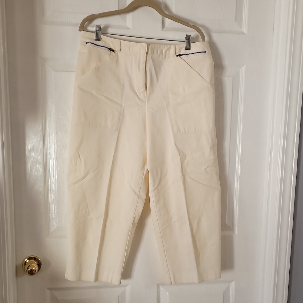 Cream Cropped Pants